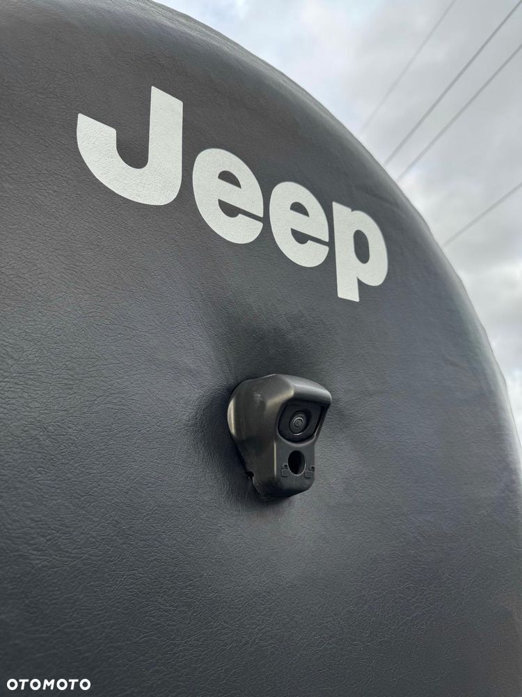 Jeep Wrangler - 23