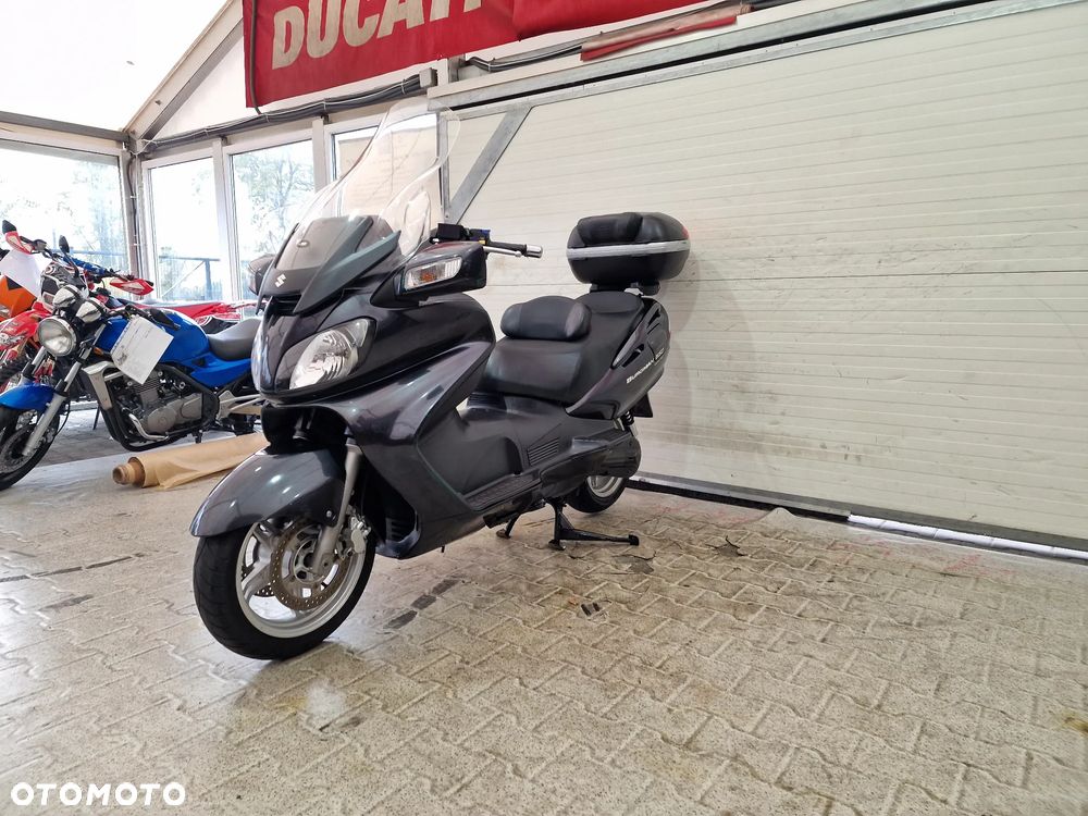 Suzuki Burgman - 3