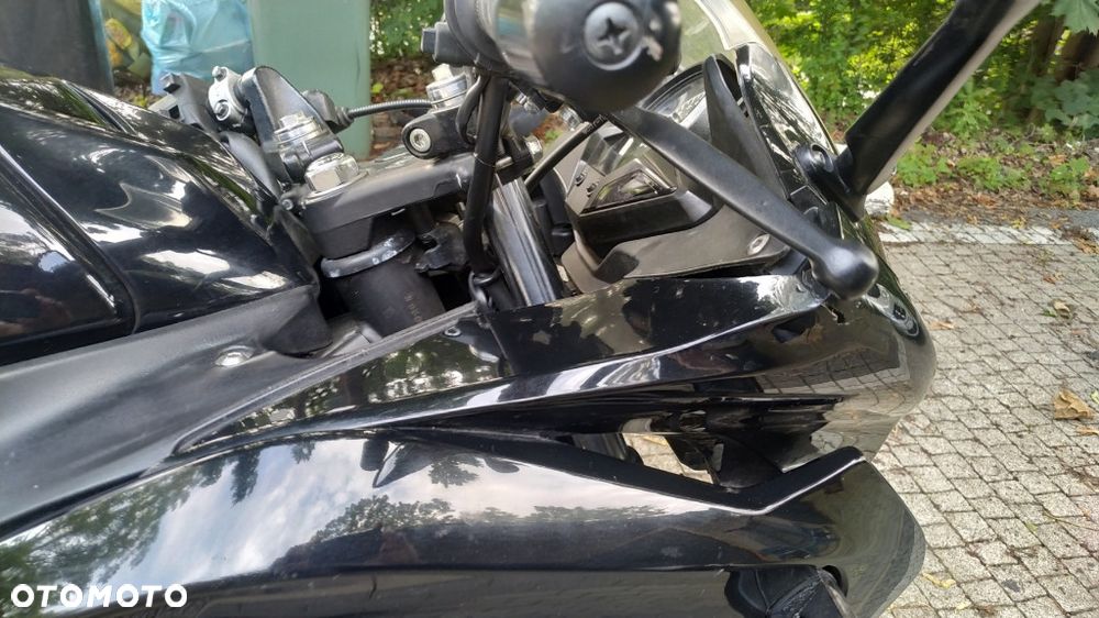 Honda CBR - 6