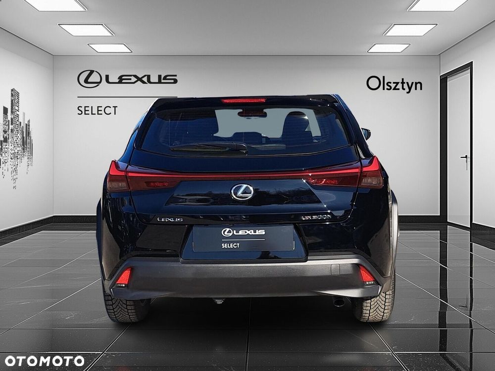 Lexus UX - 7
