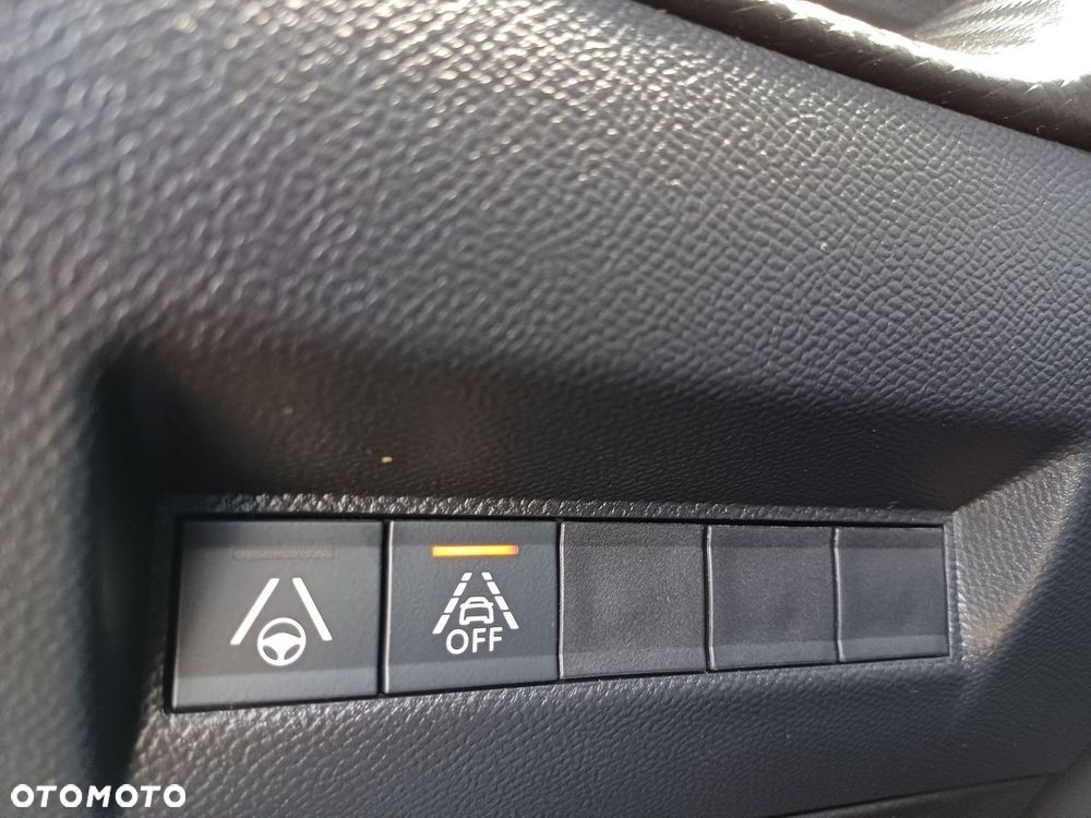 Peugeot 2008 1.2 PureTech GT S&S EAT8 - 24