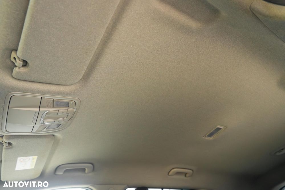 Hyundai Santa Fe 2.2 CRDi 4WD Automatik Style - 23