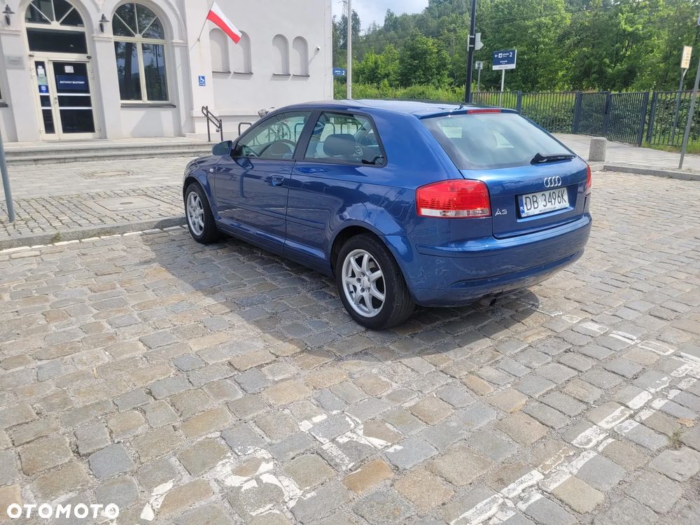 Audi A3 3-drzwiowe 1.6 Ambiente - 6