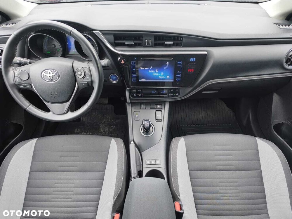 Toyota Auris Hybrid 135 Comfort - 5