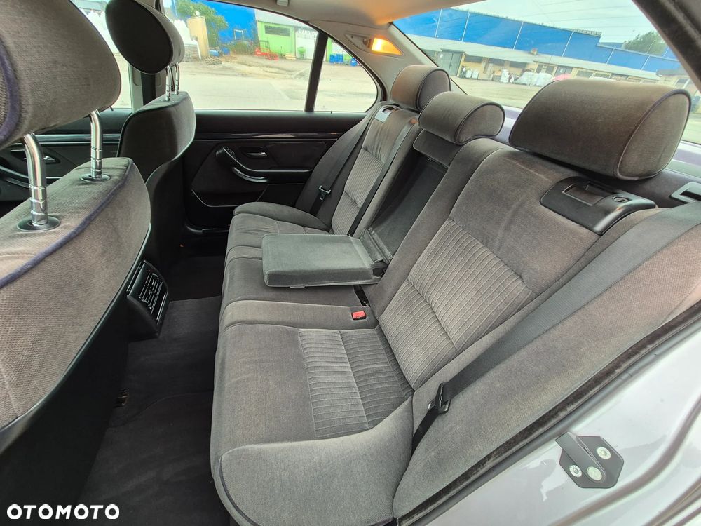 BMW Seria 5 - 18