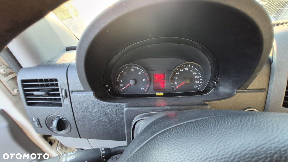 Volkswagen Crafter - 16