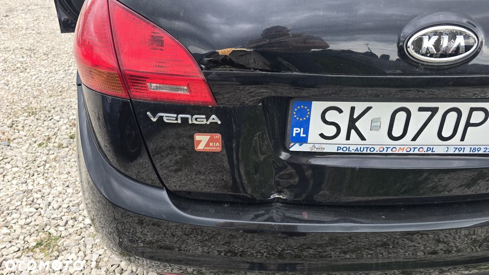 Kia Venga - 22
