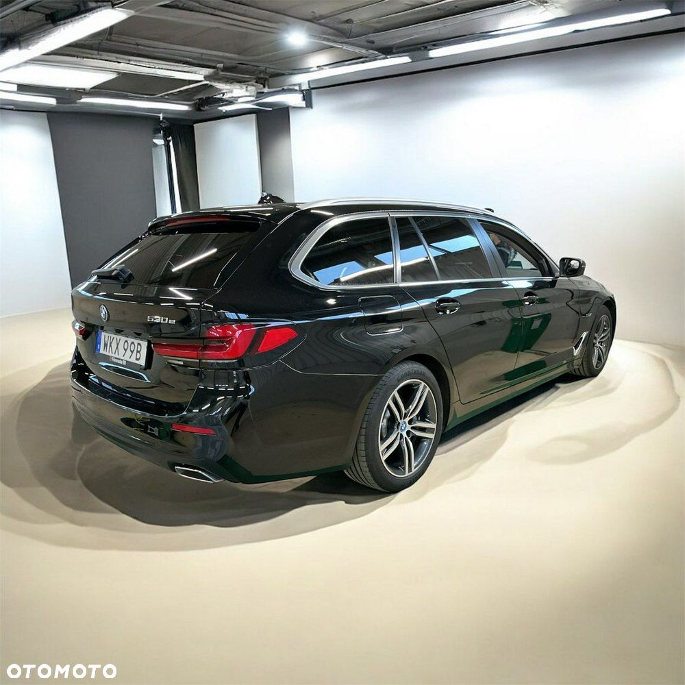 BMW Seria 5 530e Luxury Line - 5