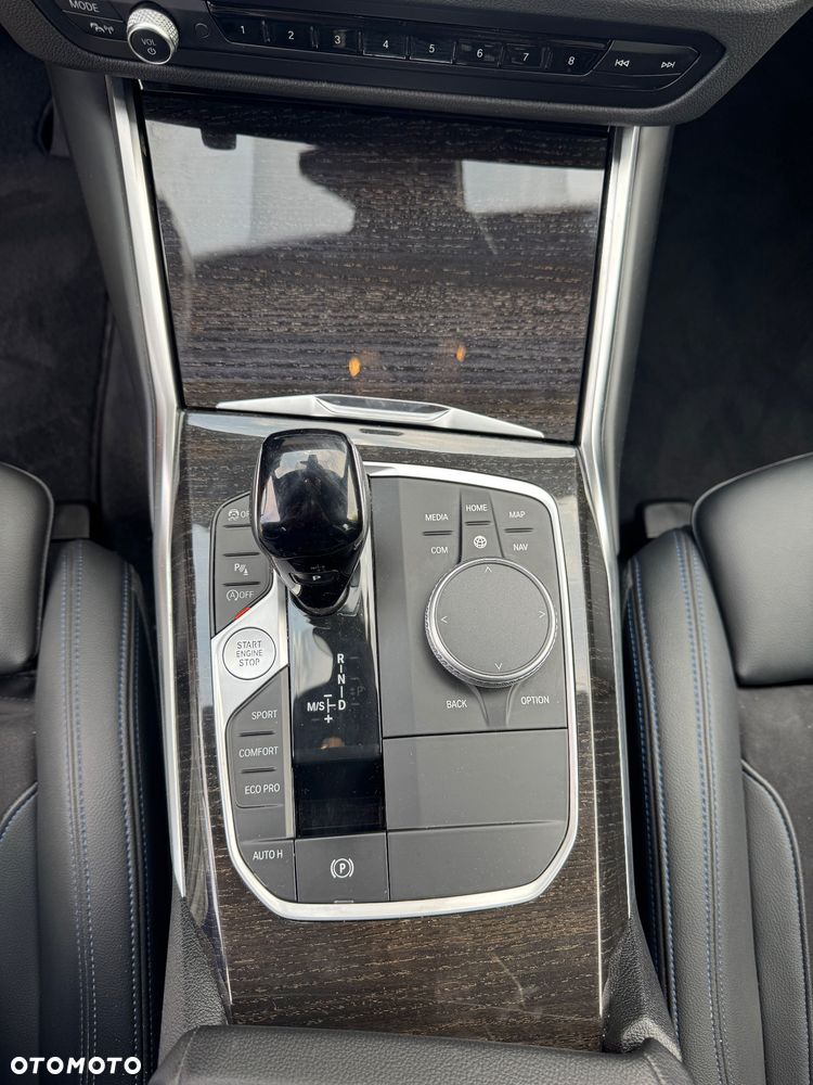 BMW Seria 3 330i xDrive Sport - 7