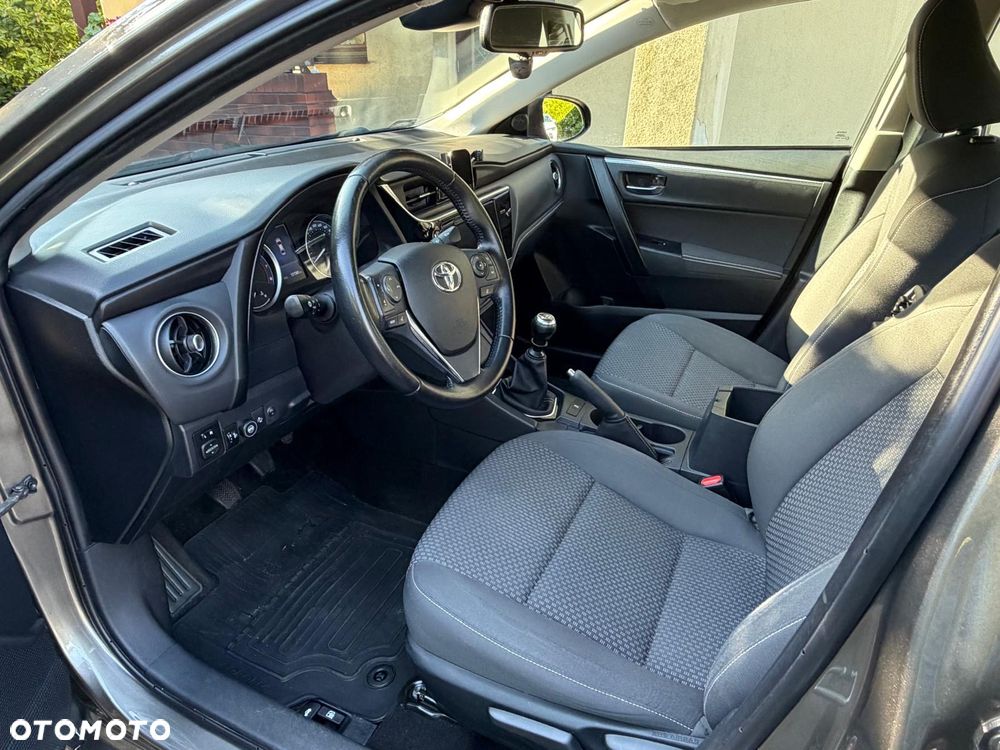 Toyota Corolla 1.6 Comfort - 5
