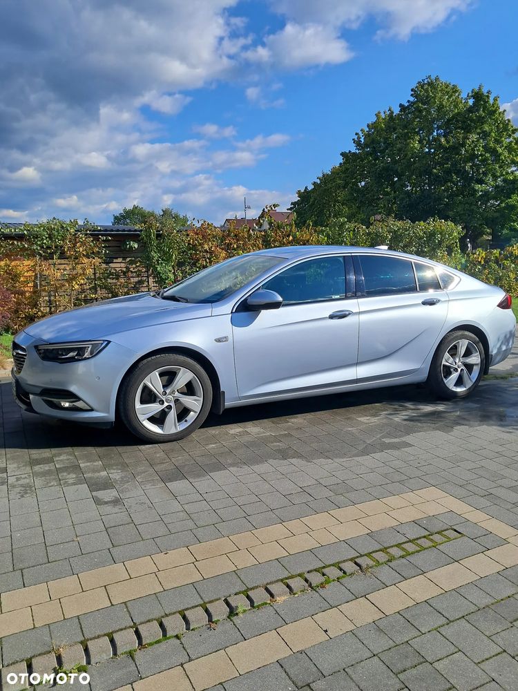 Opel Insignia 2.0 CDTI Cosmo S&S - 19