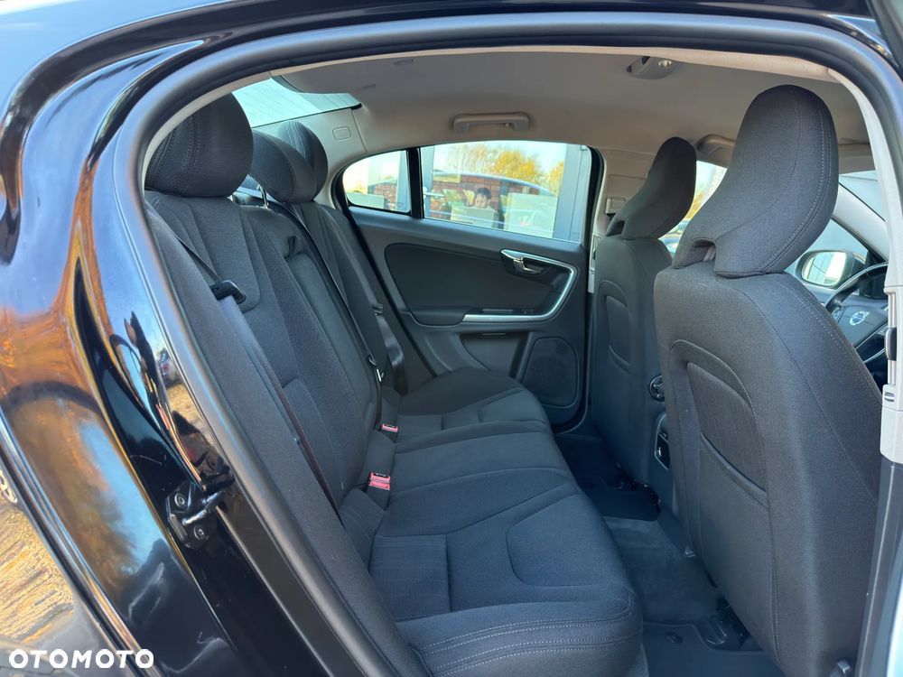 Volvo S60 D3 Momentum - 31
