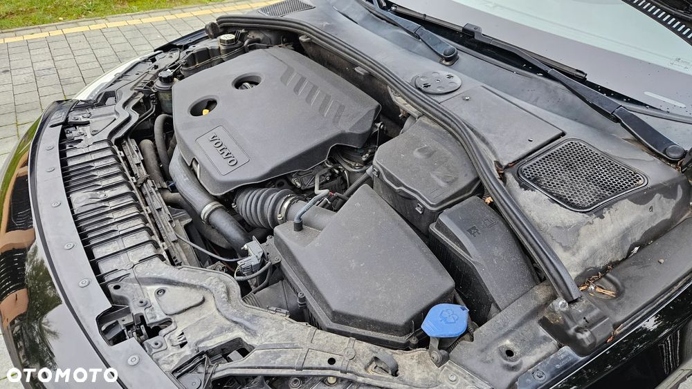 Volvo V60 D2 Momentum - 8