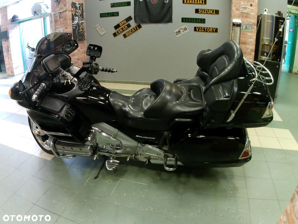 Honda GL - 12