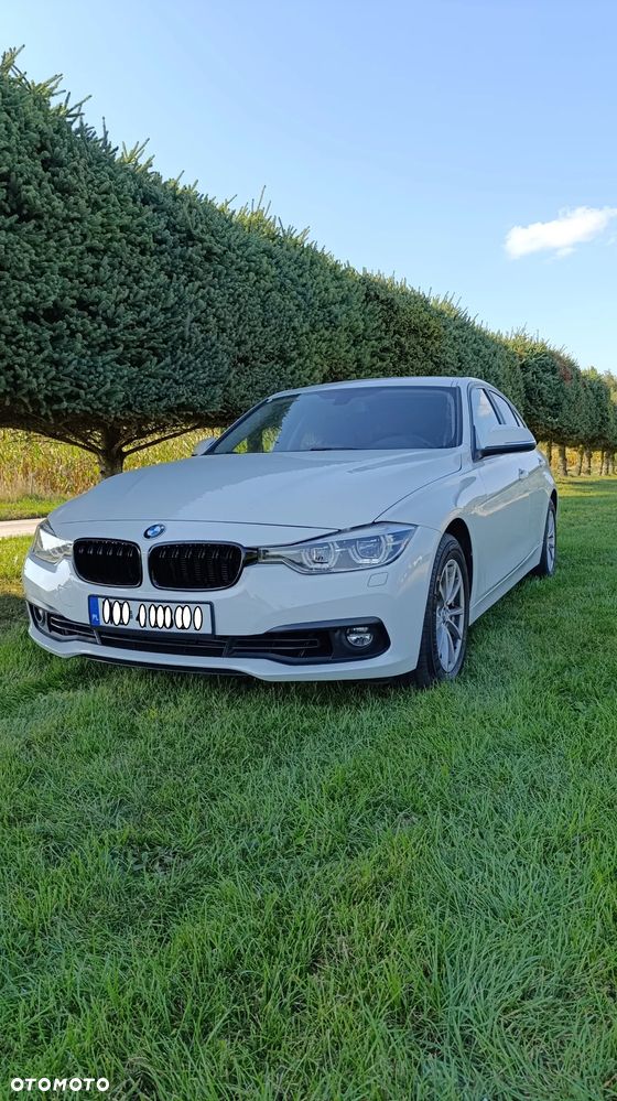BMW Seria 3 318i Advantage - 5