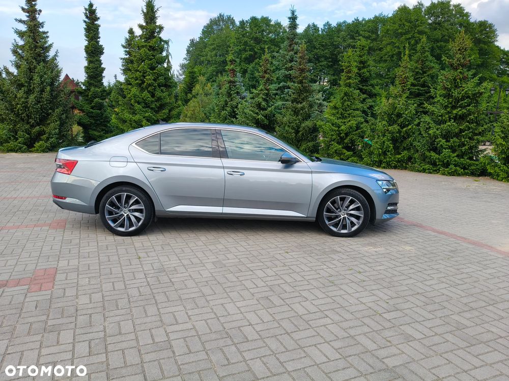 Skoda Superb 2.0 TDI SCR Style DSG - 3