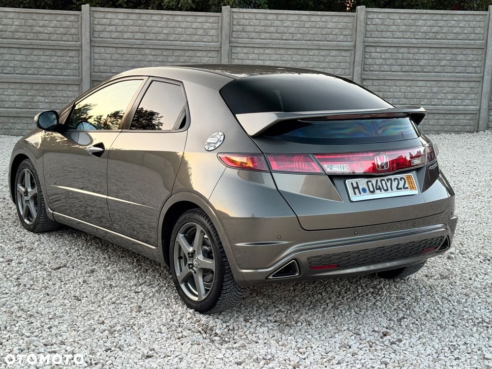 Honda Civic 1.8i-VTEC Type S - 2