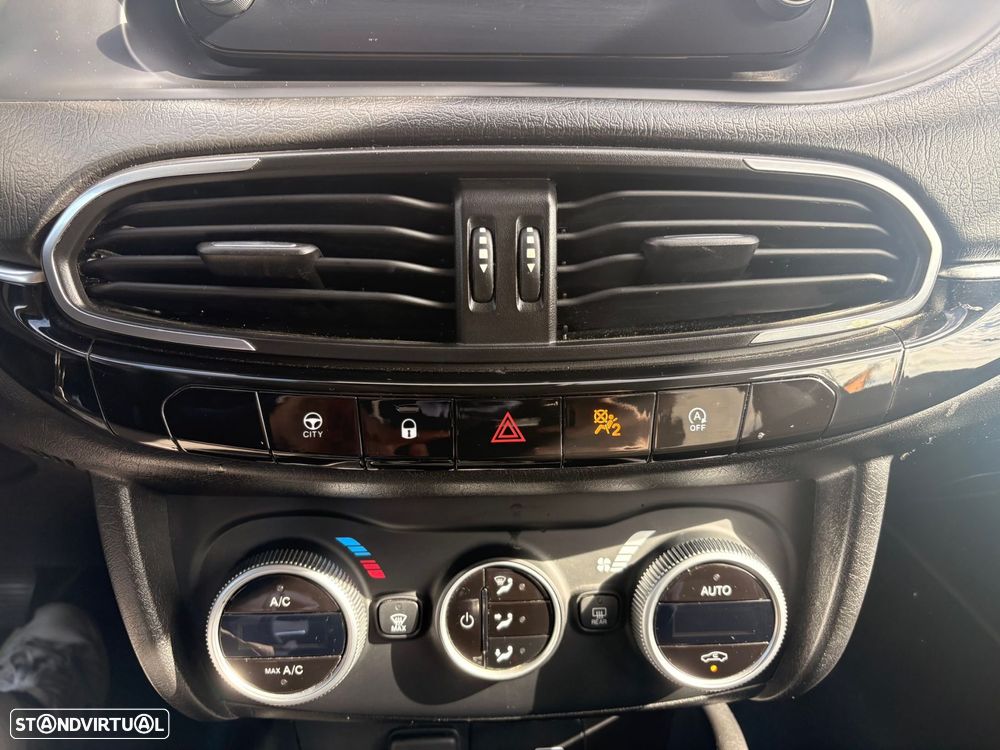 Fiat Tipo Cross 1.0 GSE T3 - 28