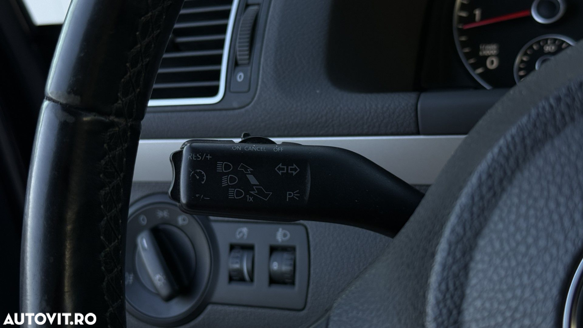 Volkswagen Touran - 16