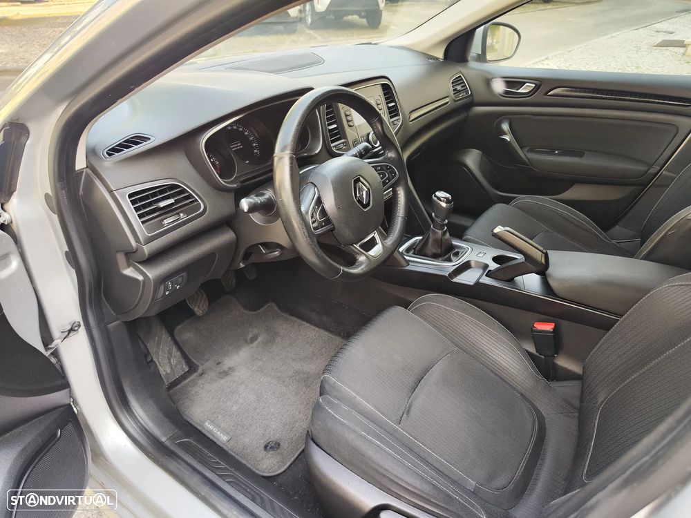 Renault Mégane 1.5 dCi Zen - 21