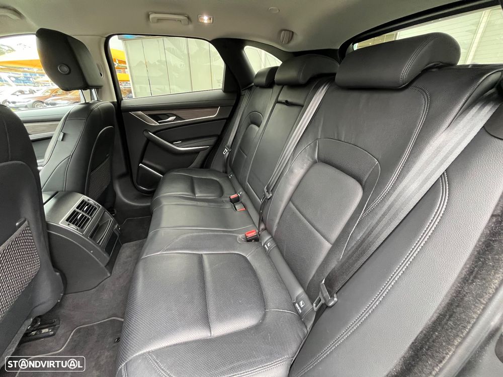 Jaguar F-Pace 2.0 P400e AWD - 49