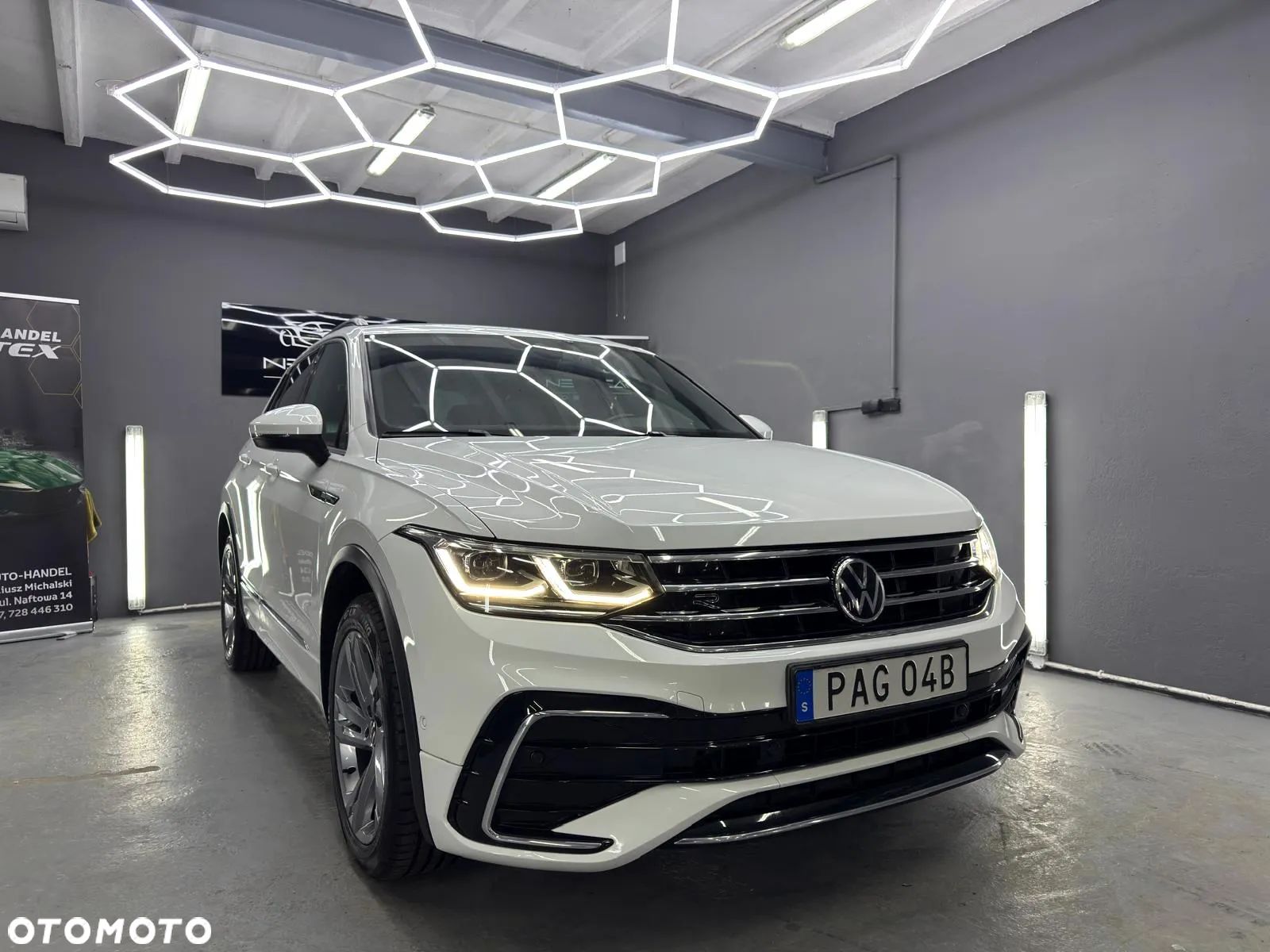 Volkswagen Tiguan 2.0 TDI SCR 4MOTION DSG R-Line - 1