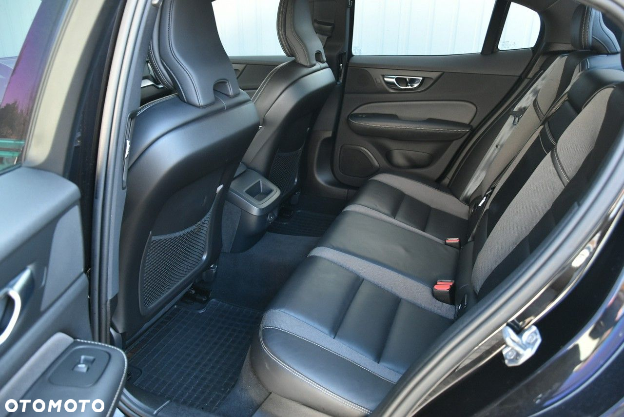 Volvo S60 - 12