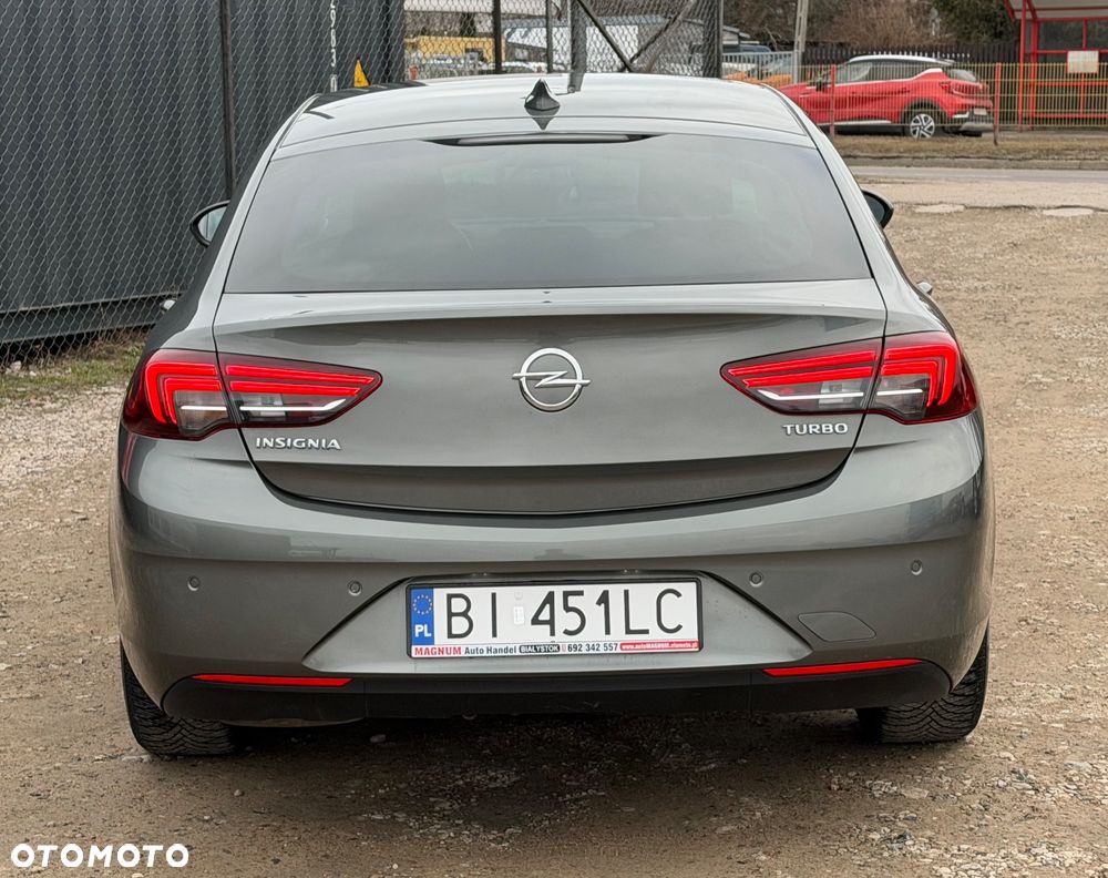 Opel Insignia - 31