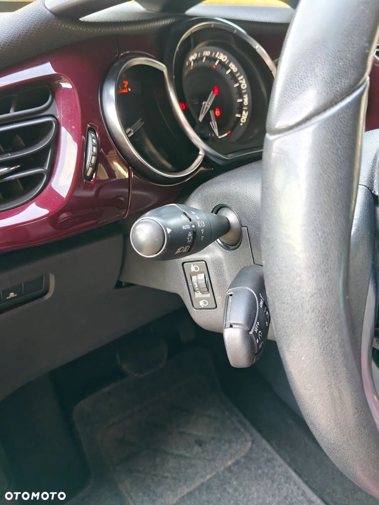 Citroën DS3 VTi 120 Automatik SoChic - 9