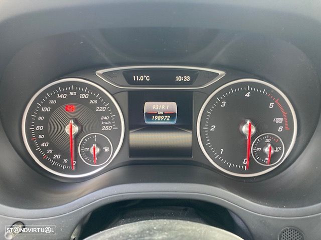 Mercedes-Benz B 180 - 8