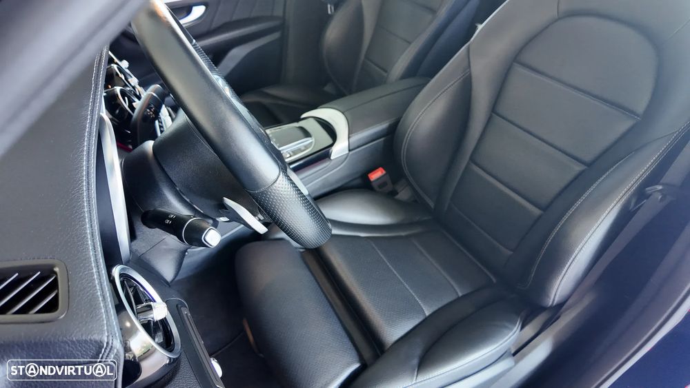 Mercedes-Benz GLC 300 de Coupe 4Matic 9G-TRONIC AMG Line Plus - 36