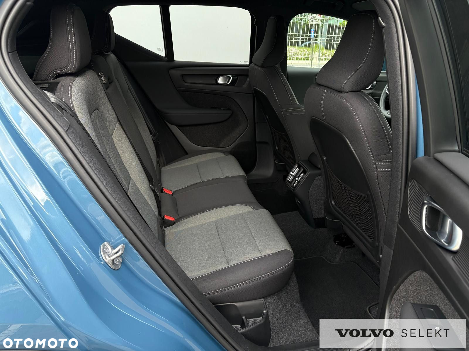Volvo XC 40 - 18