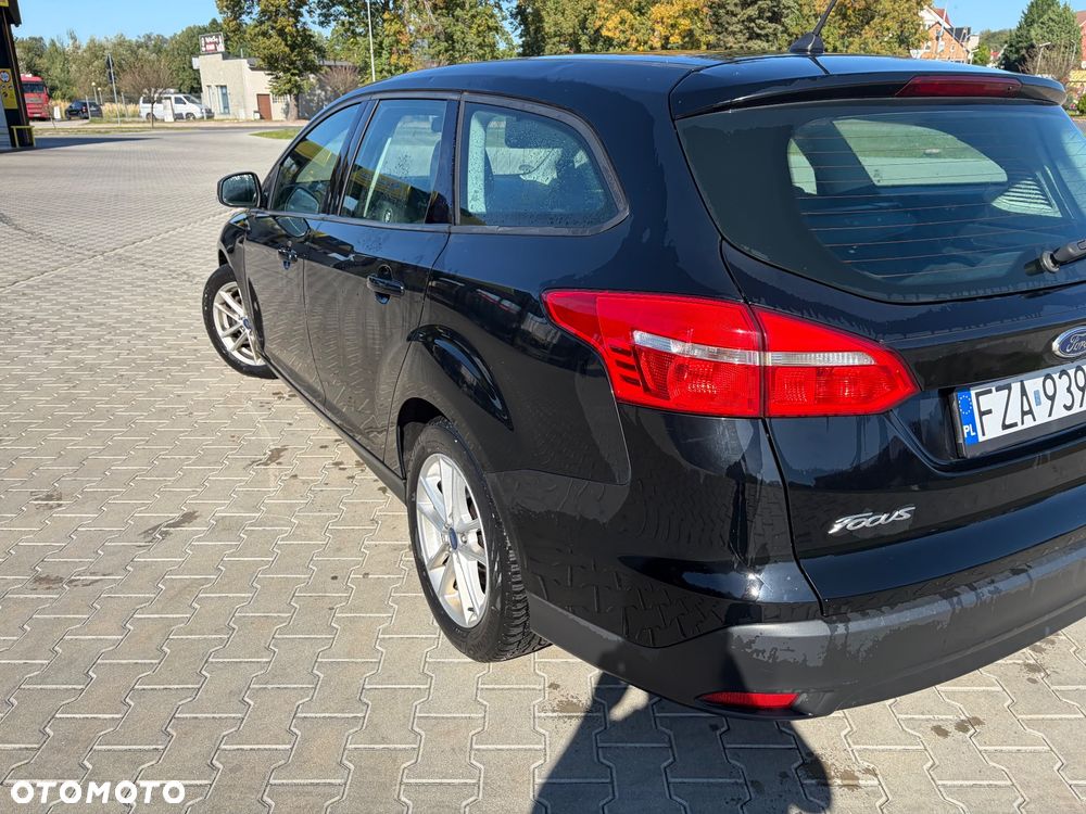 Ford Focus 1.6 SYNC Edition - 11