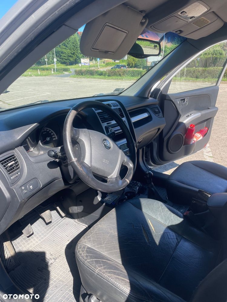 Kia Sportage 2.0 CRDi Tour - 5