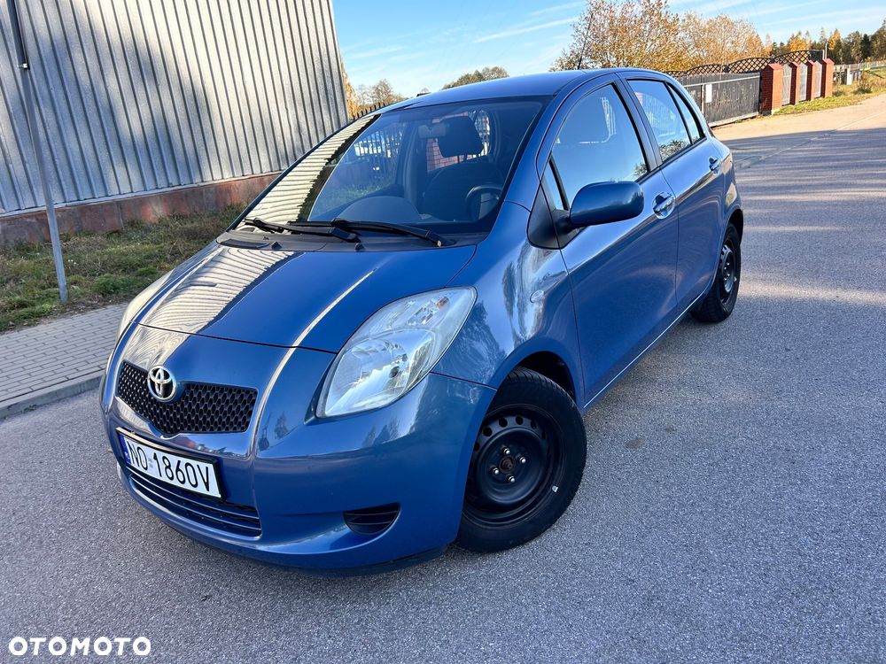 Toyota Yaris 1.33 Luna - 1