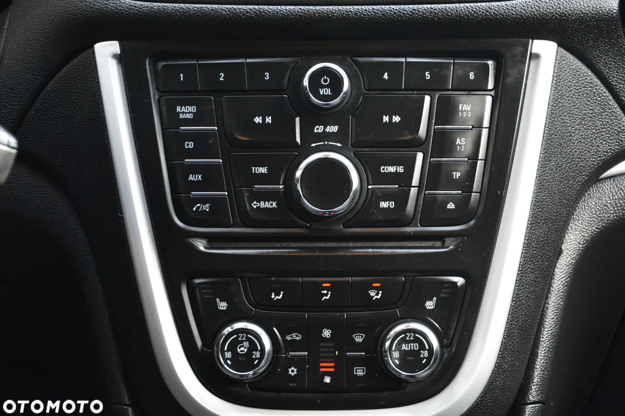 Opel Mokka 1.4 Turbo ecoFLEX Start/Stop 4x4 Color Edition - 27