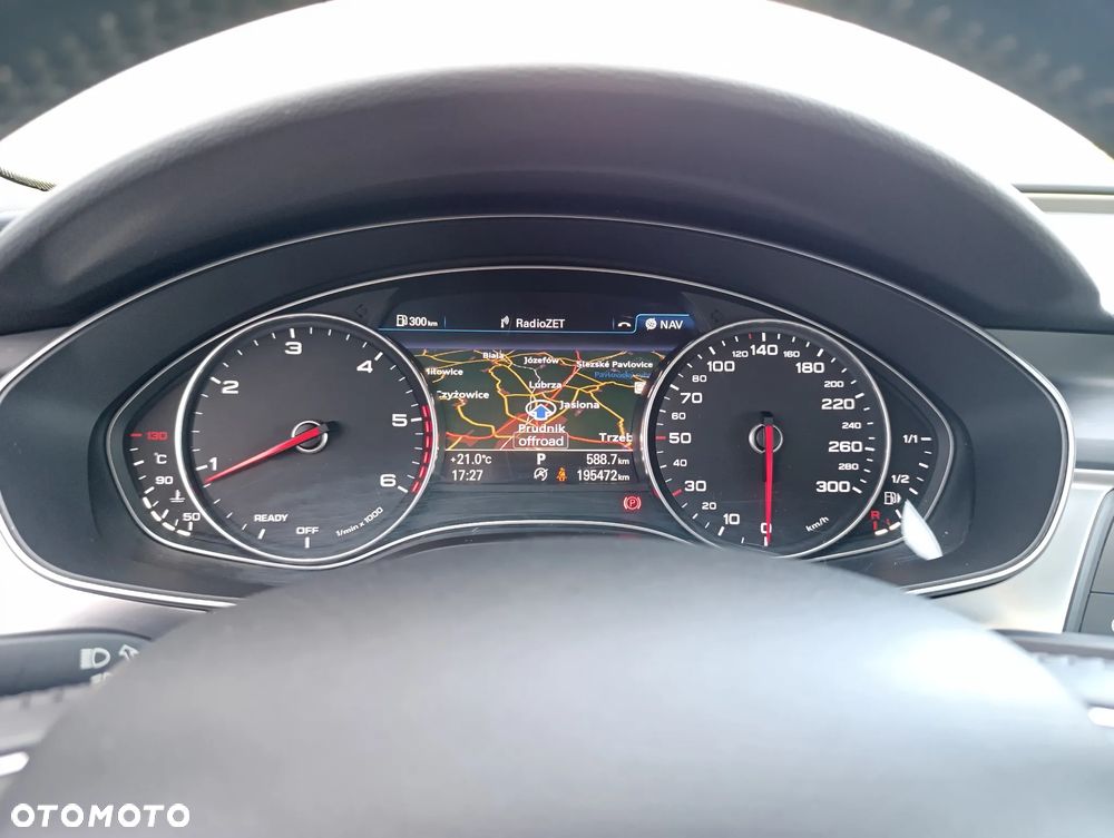 Audi A6 Avant 2.0 TDI Ultra S tronic - 25