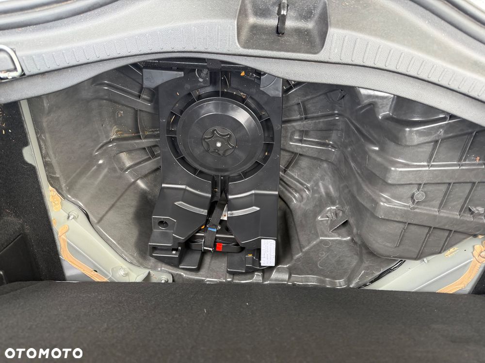 Renault Scenic 1.2 TCe Energy Limited EU6 - 9