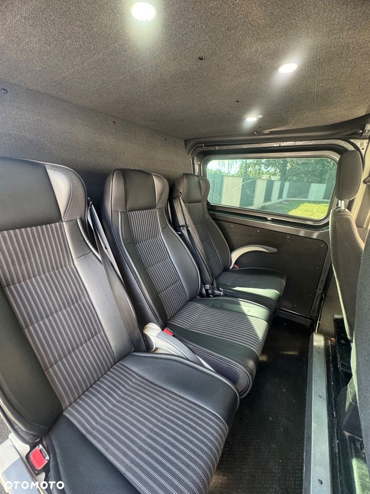 Ford Transit Custom 310 L2H1 Limited - 13