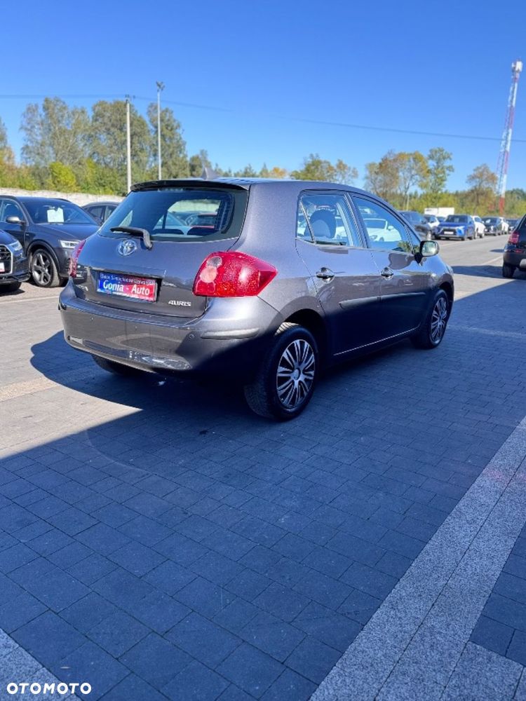 Toyota Auris - 7