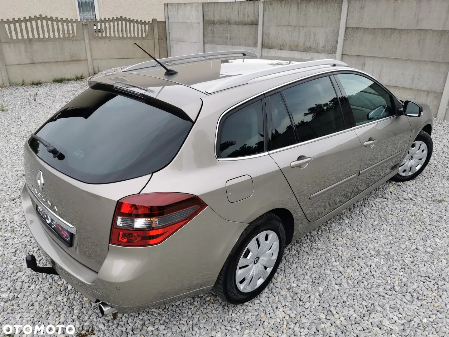Renault Laguna Grandtour dCi 150 FAP Bose - 27