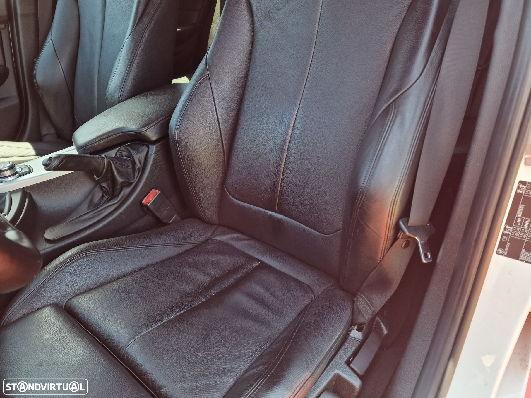 BMW 320 d Touring - 11