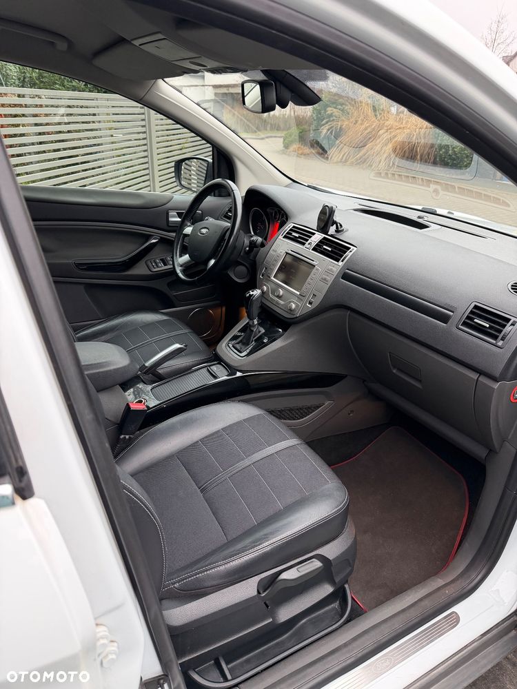 Ford Kuga 2.0 TDCi 4x4 Titanium - 16