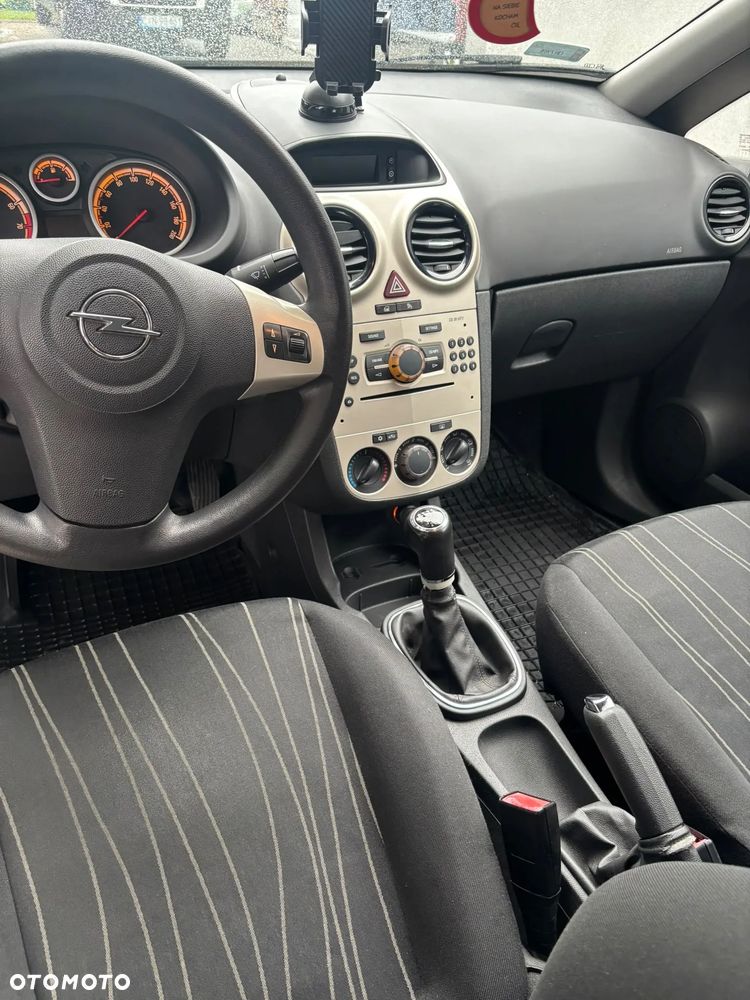 Opel Corsa - 5