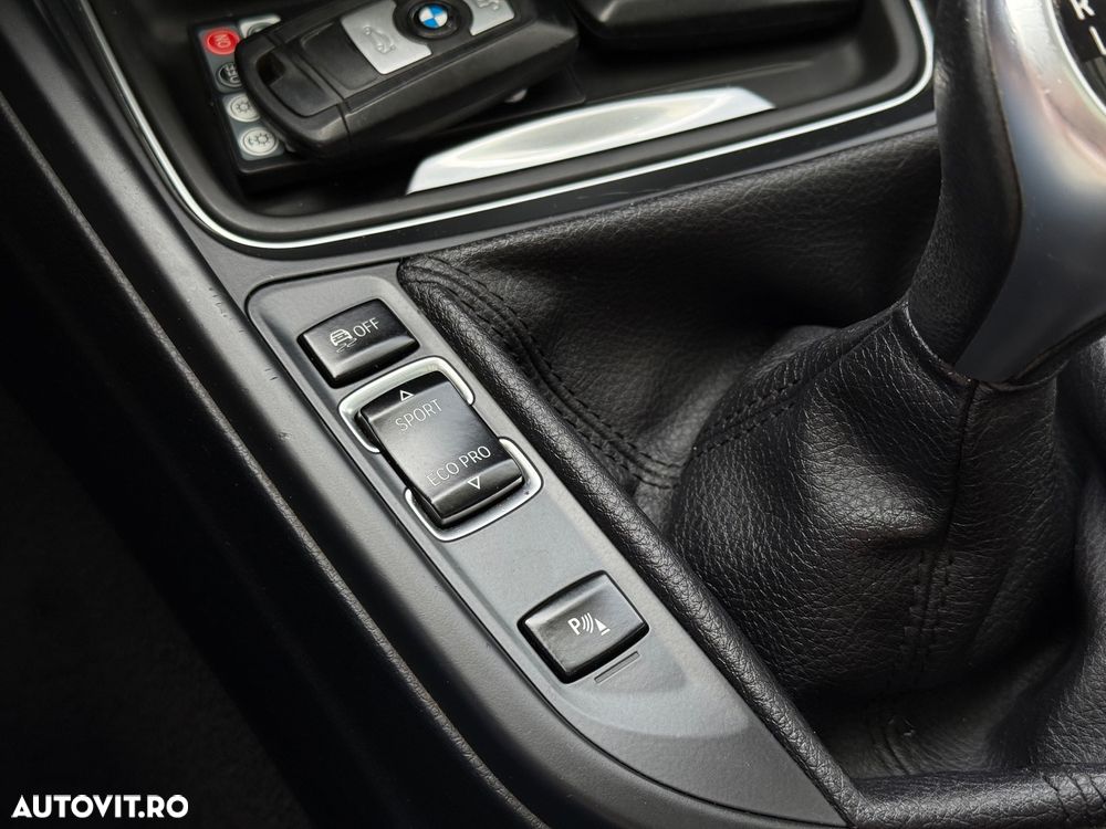 BMW Seria 3 318d Modern Line - 29