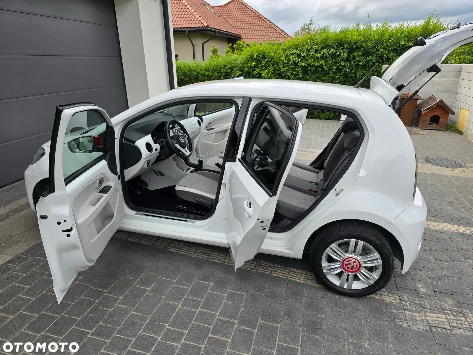 Volkswagen up! 1.0 beats - 39