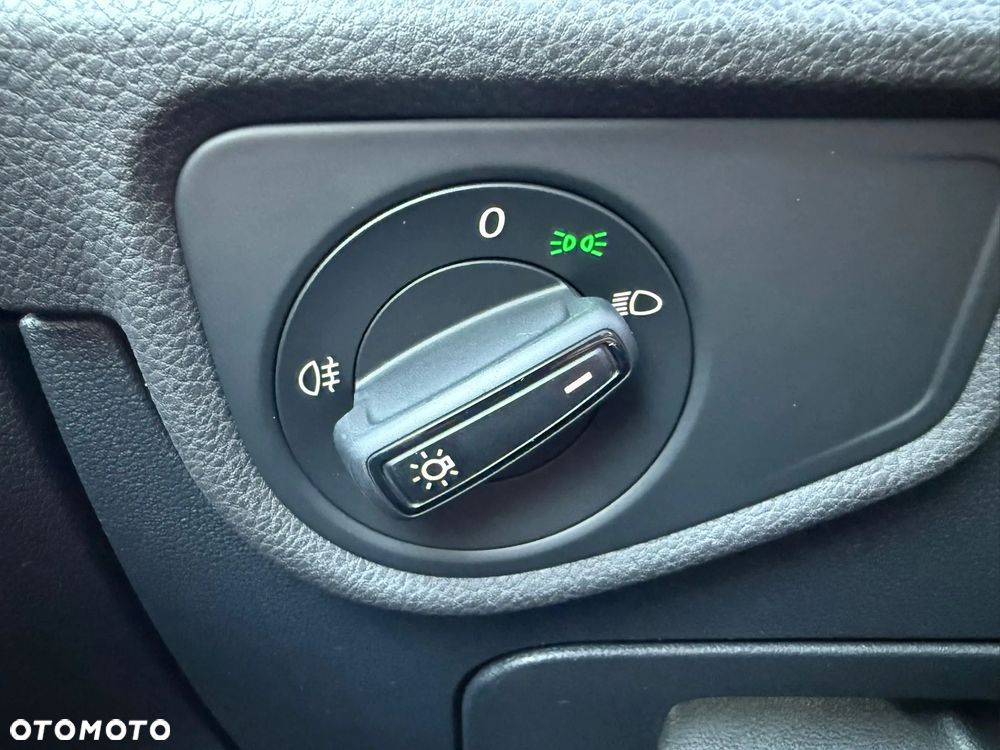 Volkswagen Touran 1.5 TSI EVO Trendline - 17