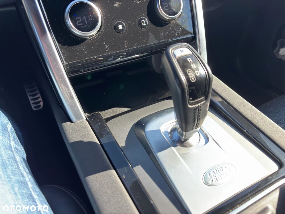 Land Rover Discovery Sport 2.0 D200 mHEV Dynamic S - 25