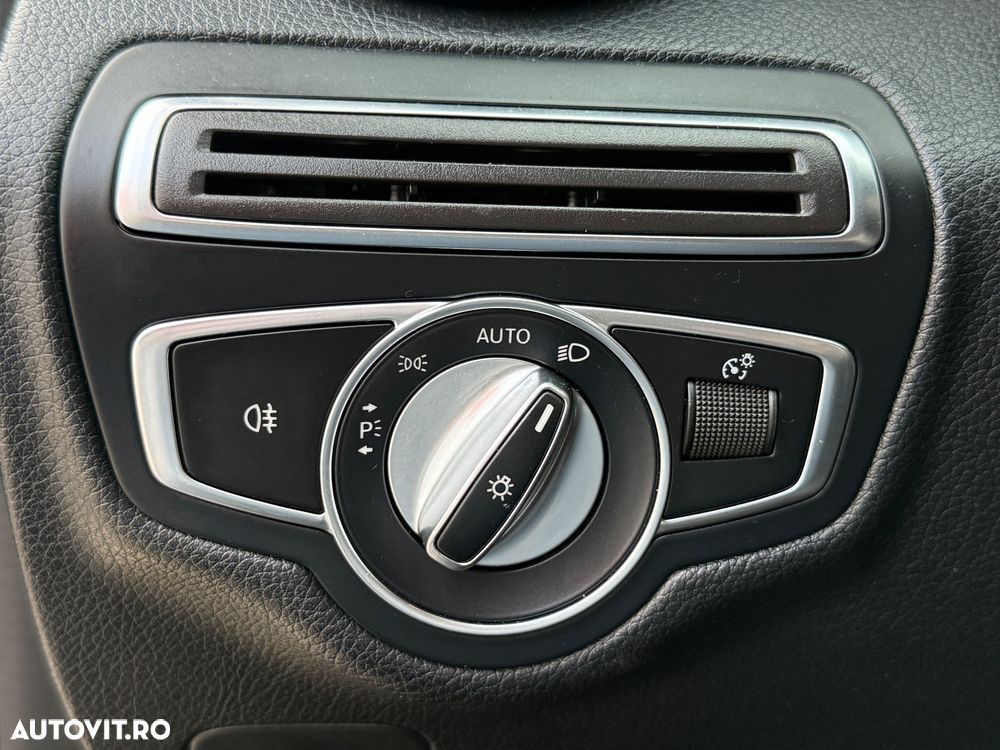 Mercedes-Benz C 220 d 4MATIC 9G-TRONIC - 15
