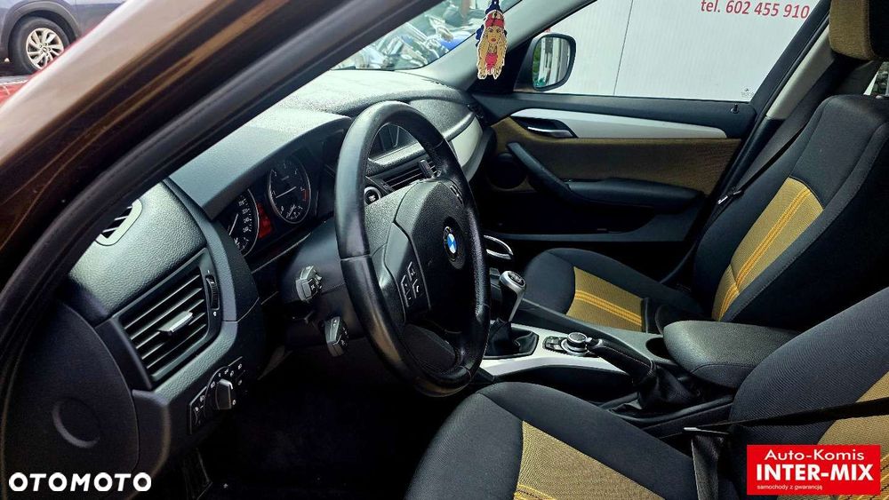 BMW X1 sDrive20d - 28